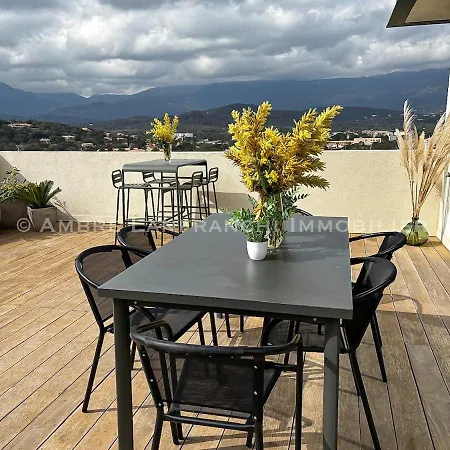 Appartement 6 Pers - Centre Porto-vecchio - Vue Dégagée *